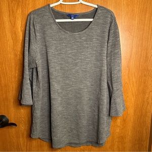 Apt 9 gray sweater with 3/4 bell sleeves, size XXL